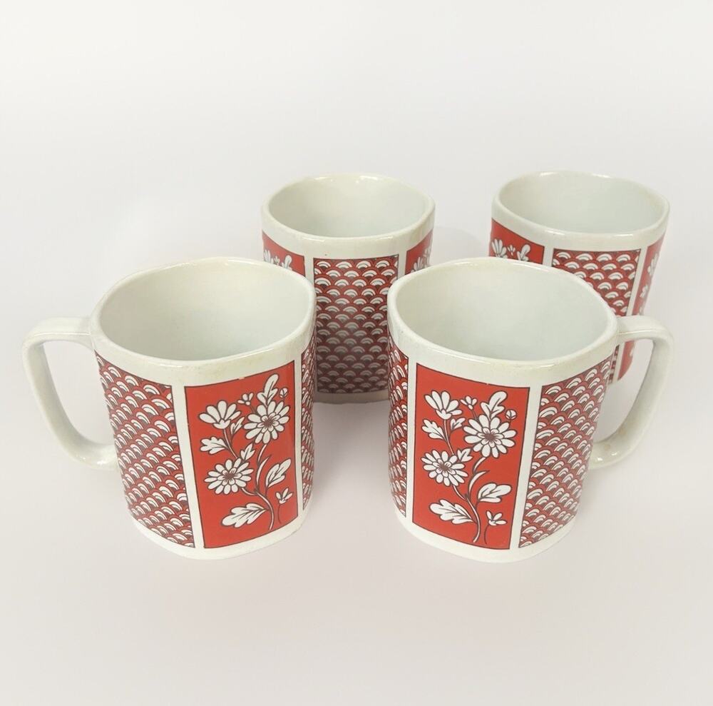 Kamenstein Coffee Mugs Set of 4 Japan Red White Hexagonal 1970's Vintage